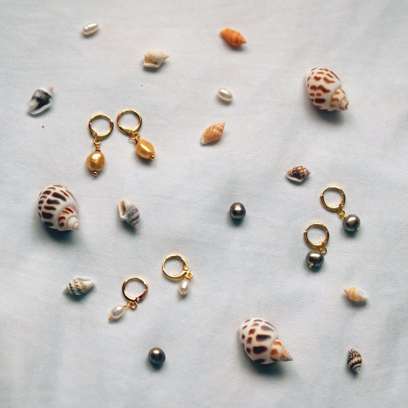 Nikan Freshwater Pearl Earrings